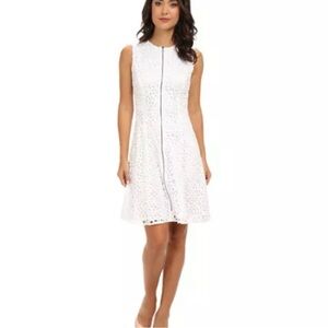 Tahari White Carrera Lace Dress Zip Front Embroidered Fit & Flare Dress Sz 4